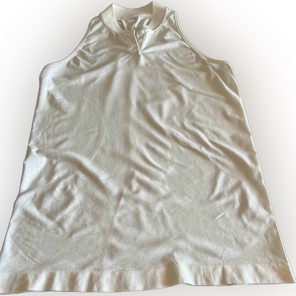 Small white Lululemon top. A346 - Picture 1 of 4